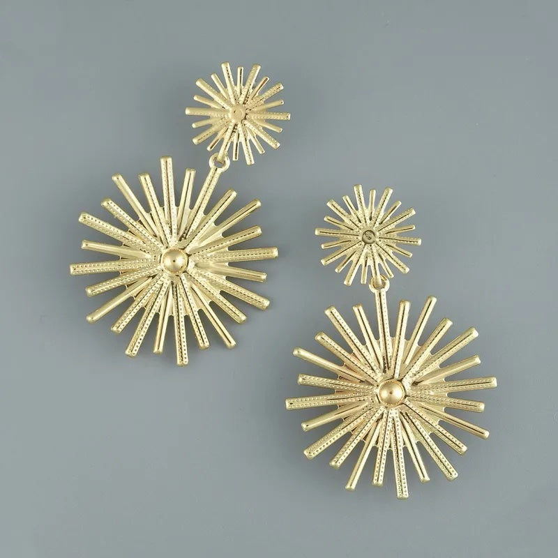 Radiant Starburst Gold Statement Earring